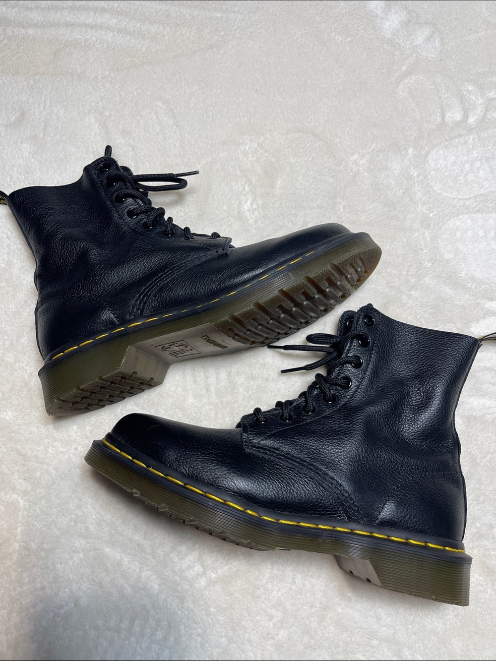 Dr. Martens 1460 Pascal Virginia Black Pebbled Leather Boots Size 8 Woman’s